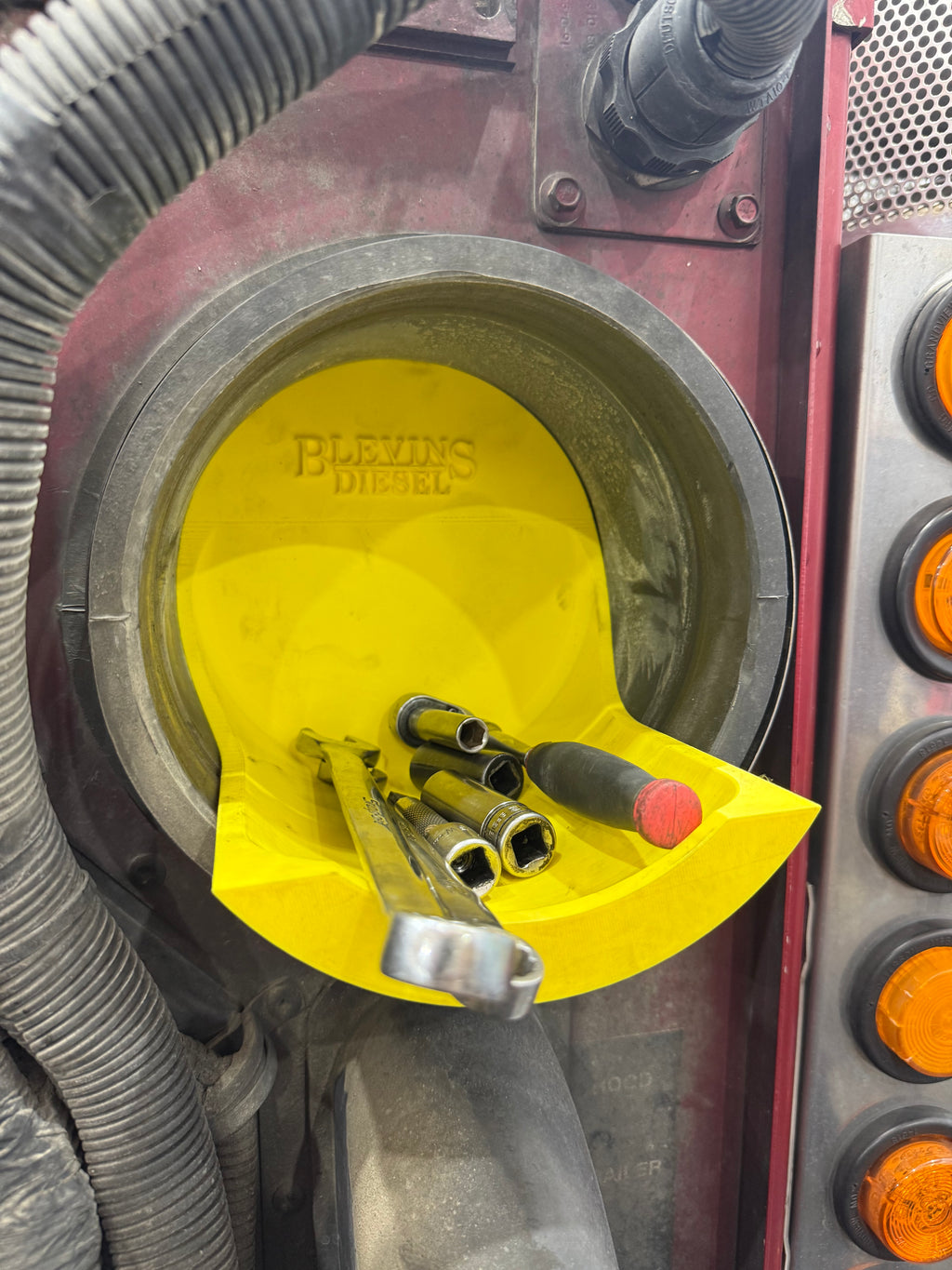 379 Peterbilt Fresh Air Plug & Tool Tray